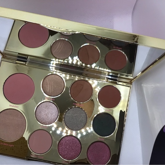 Tarte Cosmetics Busy Ga Goals Eye and Cheek Pallet Tarte EUC - Picture 1 of 7